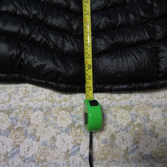 Eastern Mountain sports Down Vest W's L-XL - Picture 4 of 6